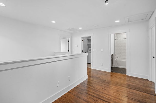 214 Croleywood Ln, Nashville, TN 37209