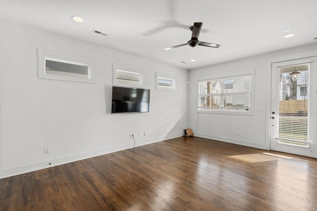 214 Croleywood Ln, Nashville, TN 37209