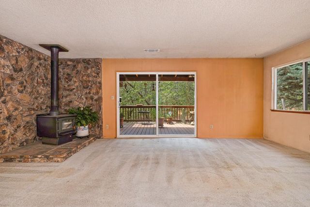 610 Clipper Heights Pl, Auburn, CA 95603