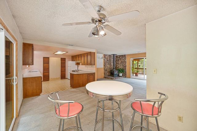 610 Clipper Heights Pl, Auburn, CA 95603