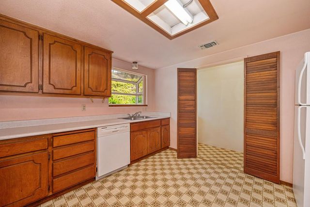 610 Clipper Heights Pl, Auburn, CA 95603
