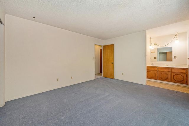 610 Clipper Heights Pl, Auburn, CA 95603