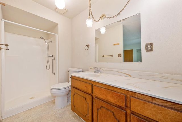 610 Clipper Heights Pl, Auburn, CA 95603