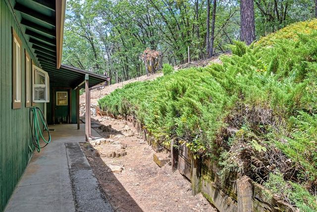 610 Clipper Heights Pl, Auburn, CA 95603