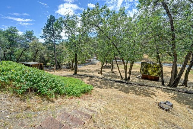 610 Clipper Heights Pl, Auburn, CA 95603