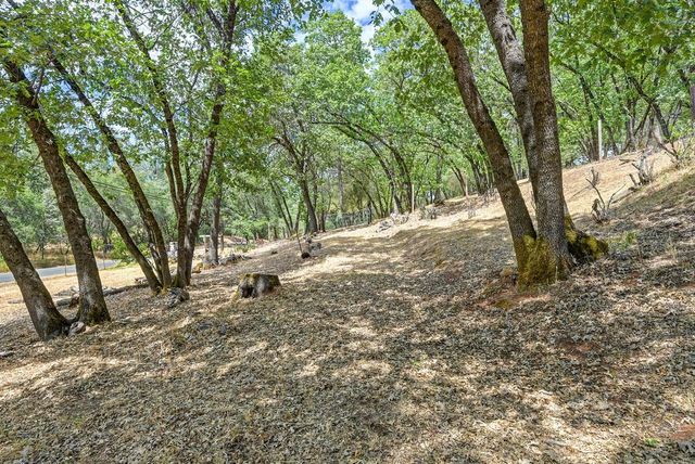 610 Clipper Heights Pl, Auburn, CA 95603