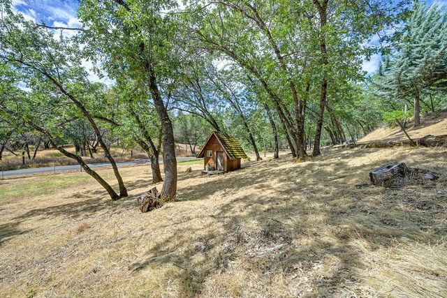 610 Clipper Heights Pl, Auburn, CA 95603