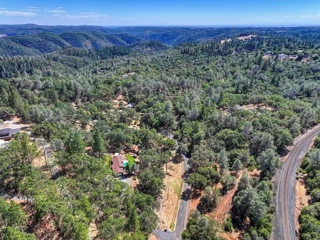 610 Clipper Heights Pl, Auburn, CA 95603