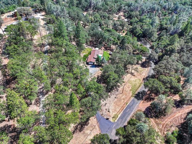 610 Clipper Heights Pl, Auburn, CA 95603