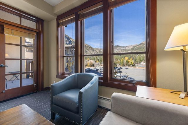 1850 Village South Road 4-327, Olympic Valley, CA 96146