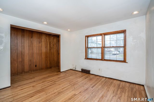 133 Sisson Street, East Hartford, CT 06118