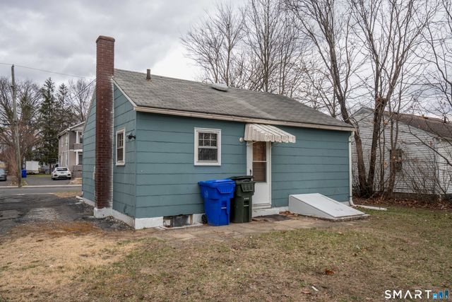 133 Sisson Street, East Hartford, CT 06118