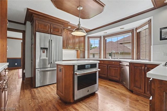 2835 Valley Road, Cuyahoga Falls, OH 44223