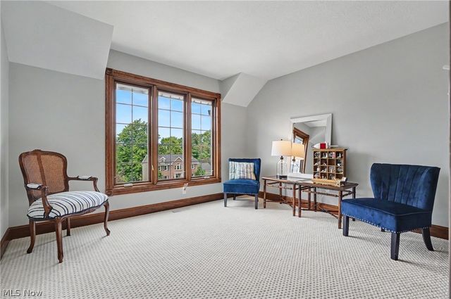 2835 Valley Road, Cuyahoga Falls, OH 44223