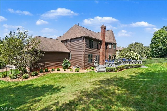 2835 Valley Road, Cuyahoga Falls, OH 44223