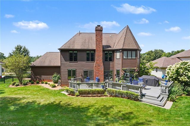 2835 Valley Road, Cuyahoga Falls, OH 44223