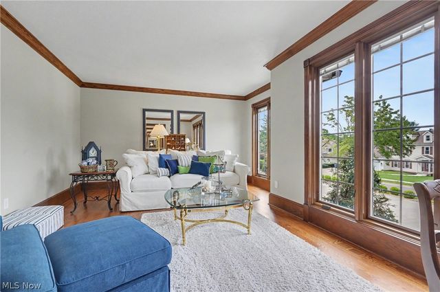 2835 Valley Road, Cuyahoga Falls, OH 44223