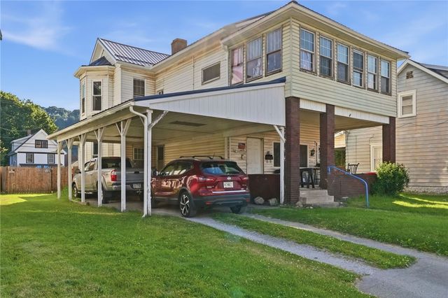 1460 5th Ave, New Brighton, PA 15066