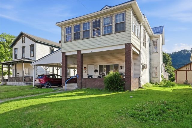 1460 5th Ave, New Brighton, PA 15066