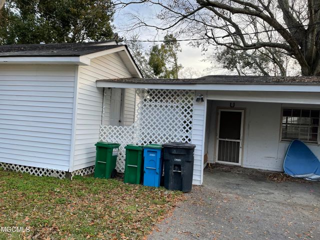 1409 Roosevelt Street, Pascagoula, MS 39567