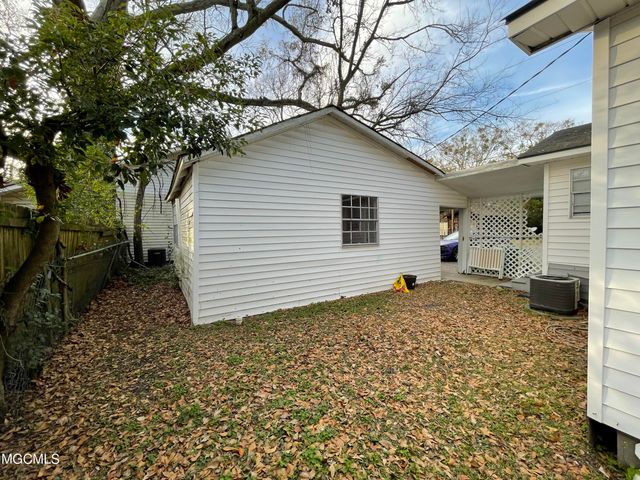 1409 Roosevelt Street, Pascagoula, MS 39567