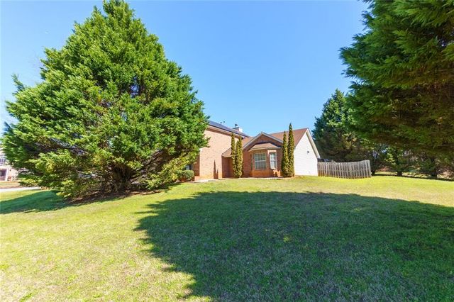 2133 Eagles Nest Circle, Decatur, GA 30035