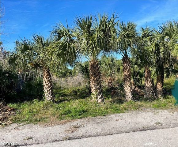 575 Sea Oats DR, Sanibel, FL 33957