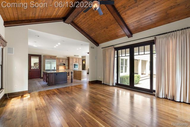 1600 S Hickory Ridge Trail, Milford Charter Township, MI 48380