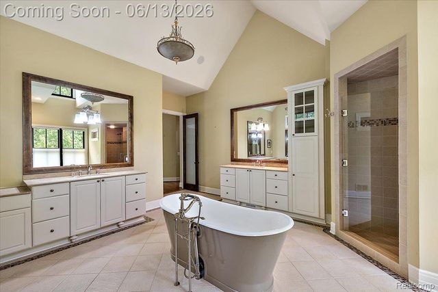1600 S Hickory Ridge Trail, Milford Charter Township, MI 48380
