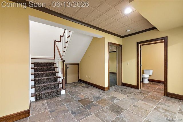 1600 S Hickory Ridge Trail, Milford Charter Township, MI 48380