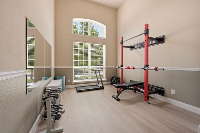 8113 Hickory Upland Drive, Fort Worth, TX 76131