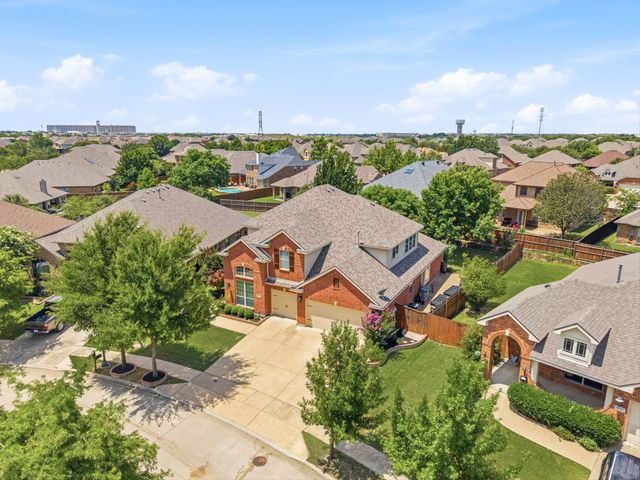 8113 Hickory Upland Drive, Fort Worth, TX 76131
