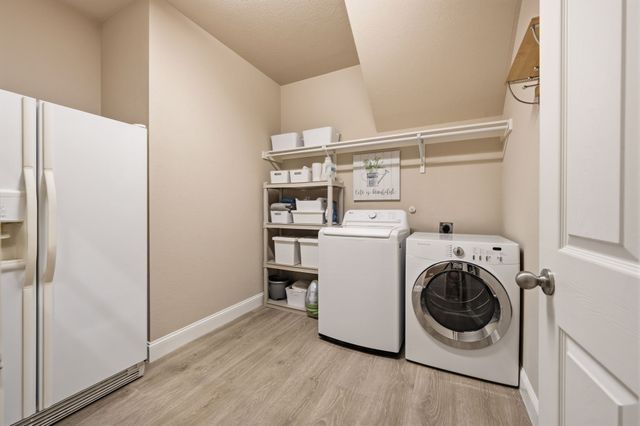 8113 Hickory Upland Drive, Fort Worth, TX 76131