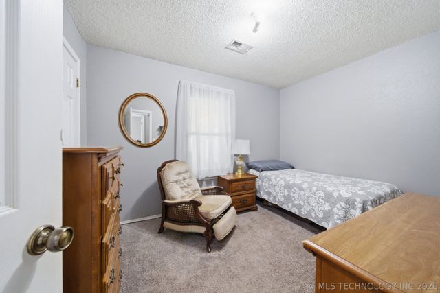 707 W 46th Place, Sand Springs, OK 74063