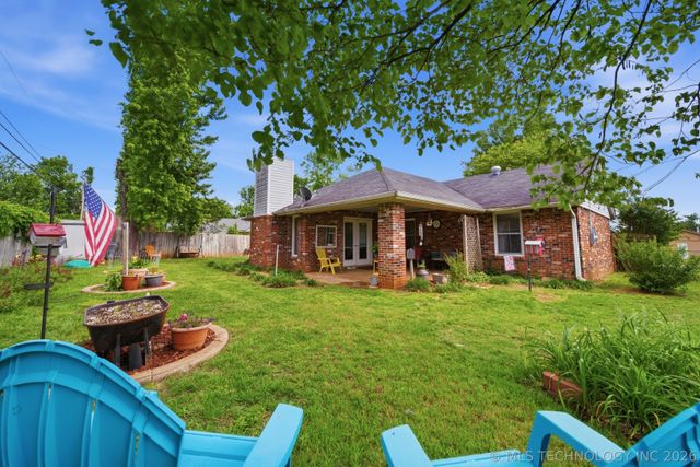707 W 46th Place, Sand Springs, OK 74063