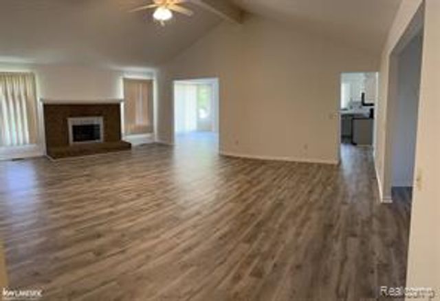 52156 Antler Drive, Macomb, MI 48042