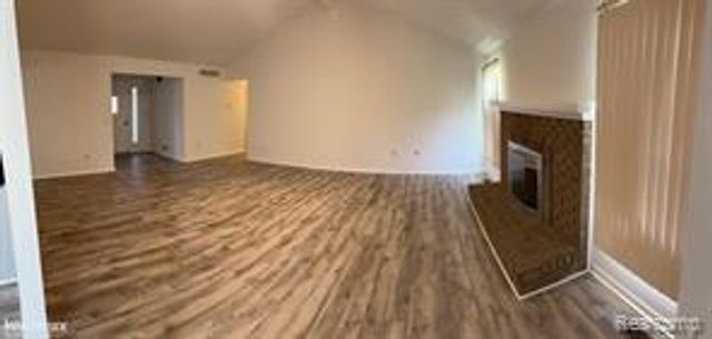 52156 Antler Drive, Macomb, MI 48042