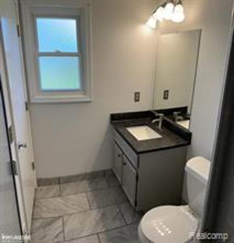 52156 Antler Drive, Macomb, MI 48042