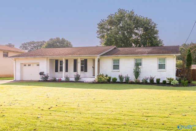 9015 SW Whittier Road, Huntsville, AL 35802