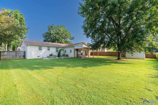 9015 SW Whittier Road, Huntsville, AL 35802