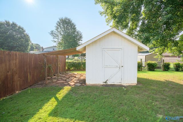 9015 SW Whittier Road, Huntsville, AL 35802