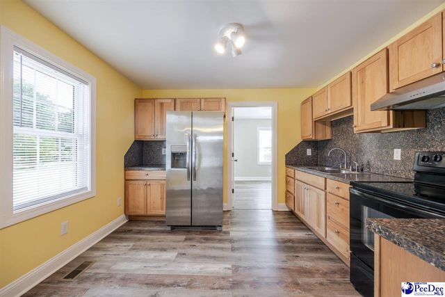 2623 W Willow Drive, Florence, SC 29501