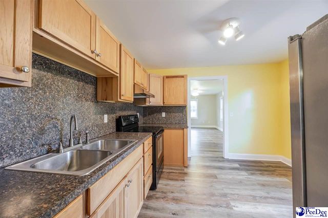 2623 W Willow Drive, Florence, SC 29501