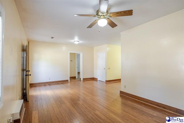 2623 W Willow Drive, Florence, SC 29501
