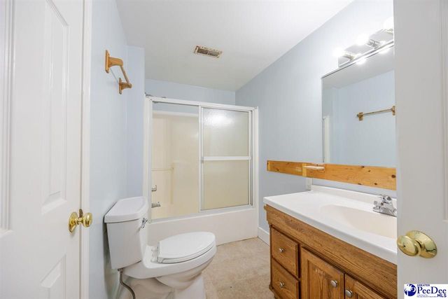 2623 W Willow Drive, Florence, SC 29501