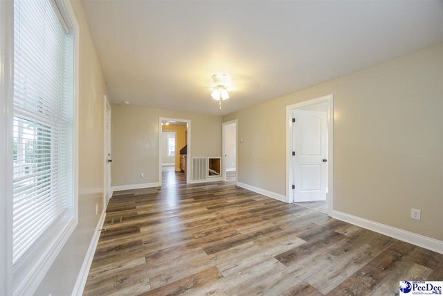 2623 W Willow Drive, Florence, SC 29501