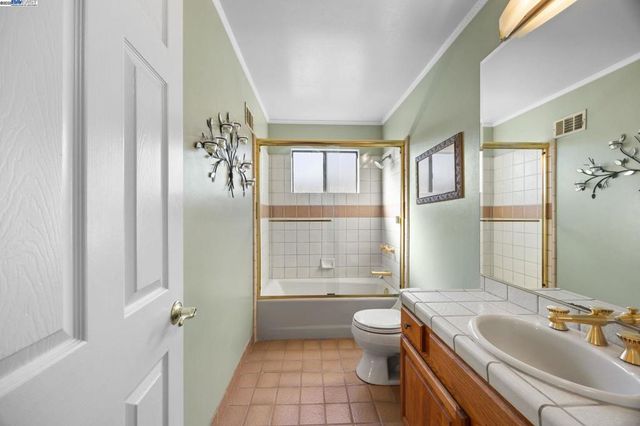 2461 2461 Trenton Dr, San Bruno, CA 94066