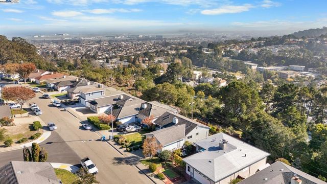 2461 2461 Trenton Dr, San Bruno, CA 94066