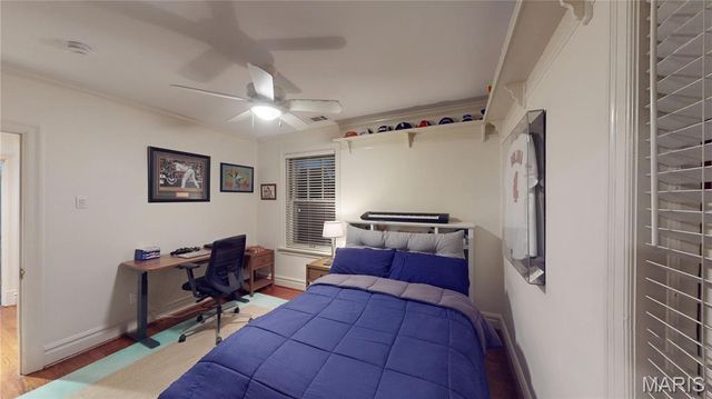 421 West Point Court, University City, MO 63130