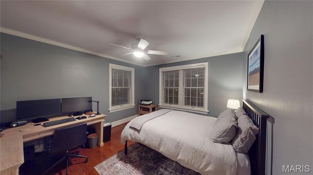 421 West Point Court, University City, MO 63130